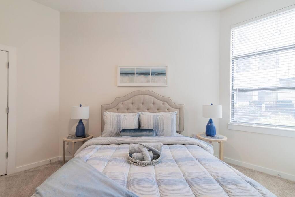 Charming Cozy Apartment With Wi-Fi & Free Parking Charlotte Exterior photo